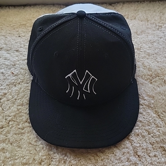New Era Other - New Era NY Yankees ball cap